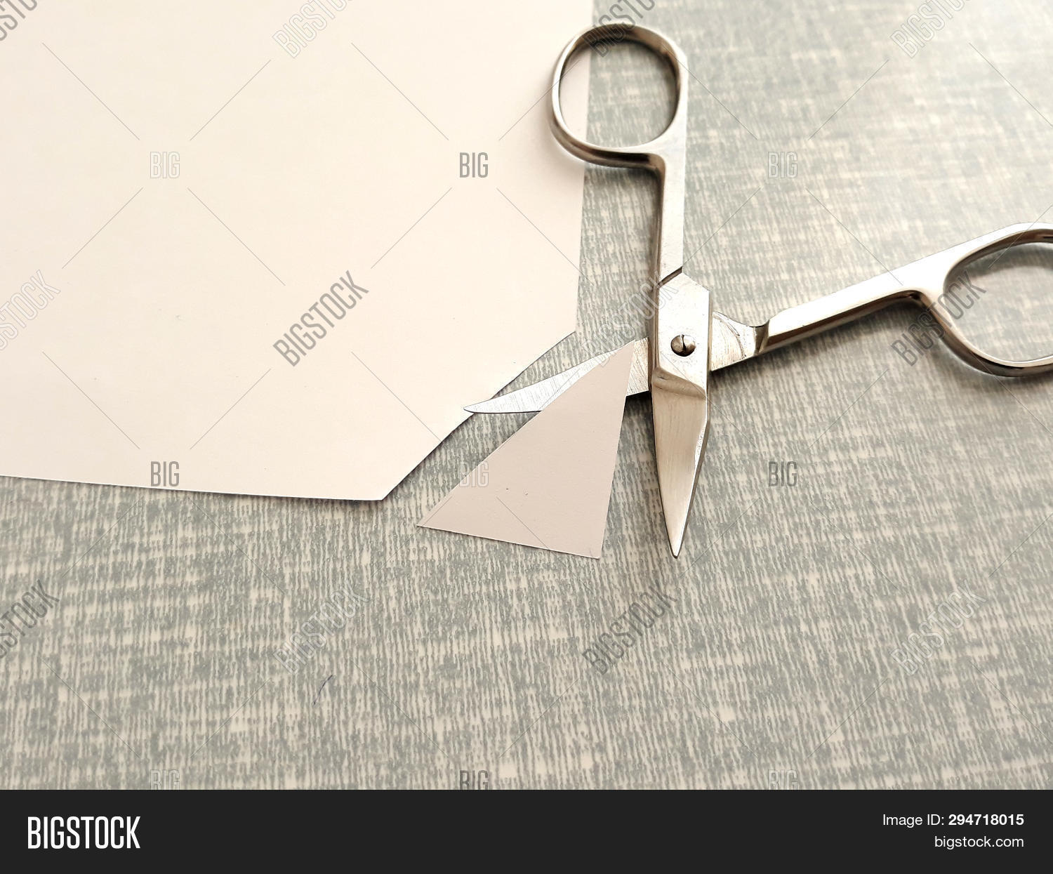 Imagen y foto Cutting Corners (prueba gratis) Bigstock