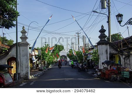 Gate To South Square Yogyakarta, Street To Go On Plengkung Gading. Yogyakarta, Indonesia - April 2, 