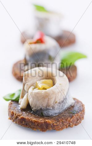 Jednohubky s nakládané ančovičky filet
