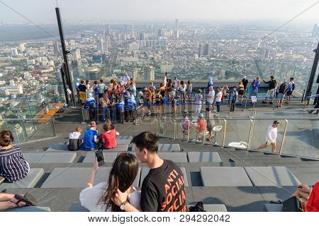 Bangkok , Thailand - 25 Feb, 2019 : A Lot Of Traveler At Rooftop View Of Kingpower Mahanakhon Highes