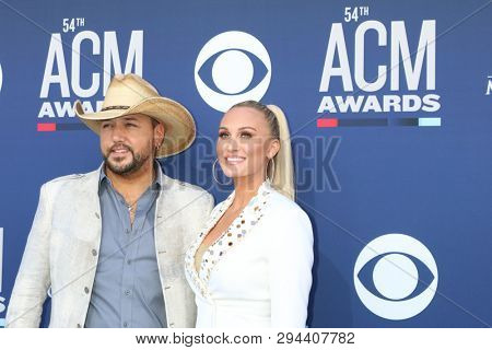 LAS VEGAS - APR 7:  Jason Aldean, Brittany Kerr at the 54th Academy of Country Music Awards at the MGM Grand Garden Arena on April 7, 2019 in Las Vegas, NV