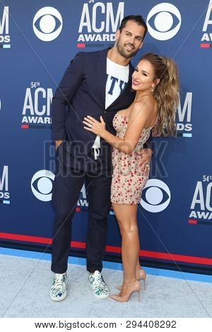 LAS VEGAS - APR 7:  Eric Decker, Jessie James Decker at the 54th Academy of Country Music Awards at the MGM Grand Garden Arena on April 7, 2019 in Las Vegas, NV