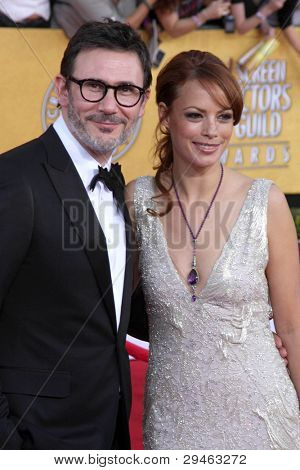 LOS ANGELES - 29 JAN: Michel Hazanavicius och Berenice Bejo anländer till den 18: e årliga skärmen skådespelare