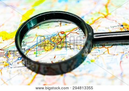 Roanoke On The Map, Atlases And Tourist Guides For Tourists