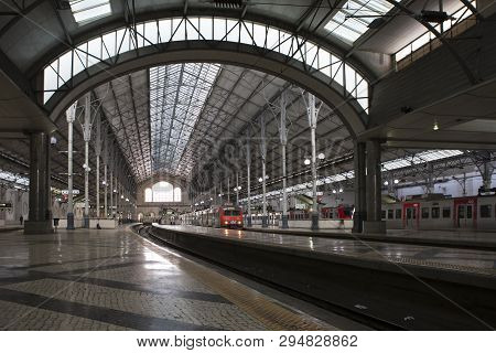 Lisbon, Portugal-october 29, 2018: Rossio Railway Station In Lisbon At 29 October, 2018