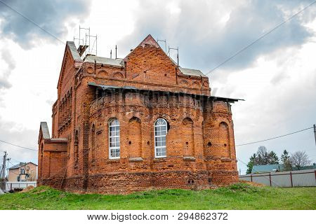Trehsvyatskoe, Russia - May 2015: A Temple In Honor Of The Martyrs Guria, Samon And Aviv Beginning O