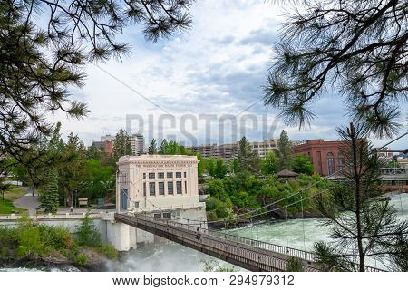 Spokane, Washington, Usa - May 16, 2018: The Washington Water Power Upper Falls Power Plant In Downt