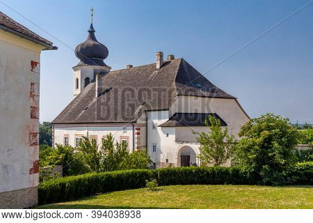 Monastery winery Thallern near Gumpoldskirchen, Lower Austria, Austria