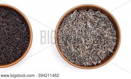 Green And Black Tea Leaves In Brown Plates , Japanese Tea , Sencha, Ryokucha