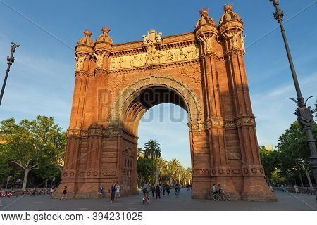 Barcelona, Spain - May 15, 2017: View Of The The Arc De Triomf. It Was Built By Architect Josep Vila