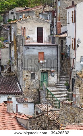 Steegje. Valsinni. Basilicata. Italië.