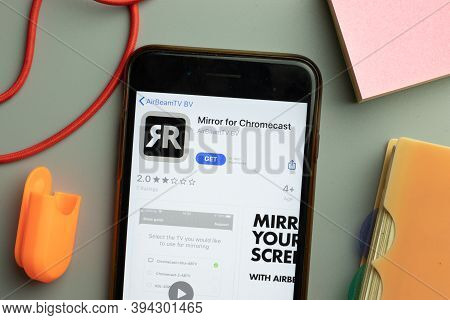 New York, United States - 7 November 2020: Phone Screen Close-up With Mirror For Chromecast Mobile A