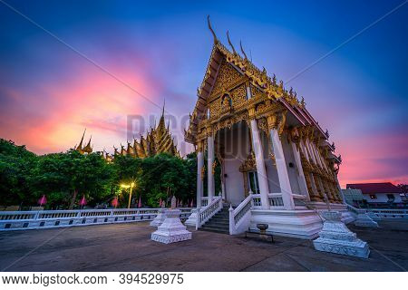 Temple (thai Language:wat Chan West) Is A Buddhist Temple (thai Language:wat) It Is A Major Tourist 
