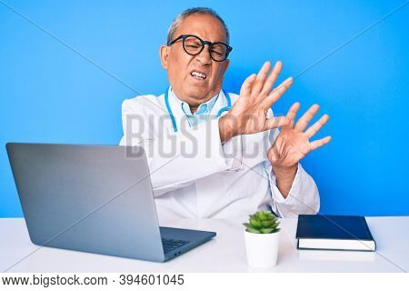 Computer Program Disgusted Senior Handsome Man Image & Photo (Free Trial) | Bigstock