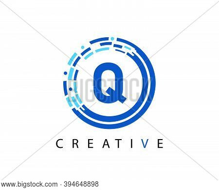 Letter Q Digital Network , Technology And Digital Abstract Line Network Circuit Vector Logo. .
