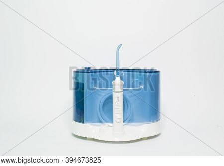 Electric Water Flosser For Brushing And Flossing Teeth And Gum And Removing Bacteria