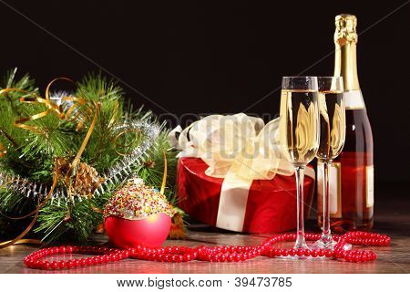 Bicchieri di champagne al party di Capodanno