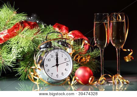 Bicchieri di champagne al party di Capodanno