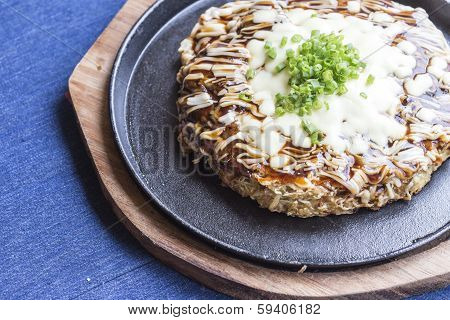 Japanese Pizza Okonomiyaki