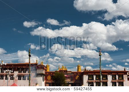 Front Jokhang Temple Blue Sky Lhasa Tibet
