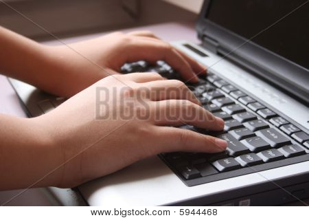 Ved hjælp af Laptop