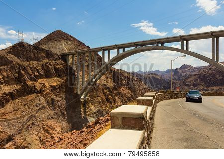 Memorial Bridge