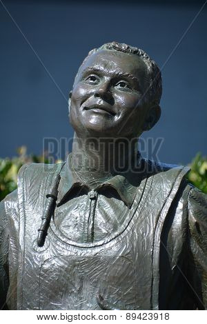 Salute to Bob Hope and the Military