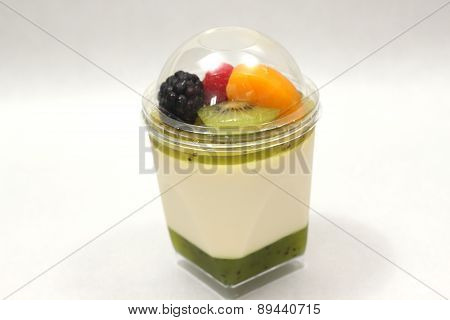 Dessert Mousse And Kiwi  With  Mixedfruit