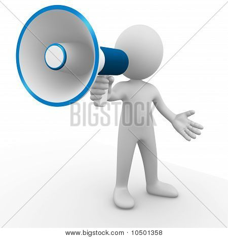 Homme criant avec un mégaphone