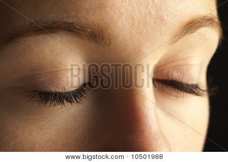 Close up di occhi chiusi