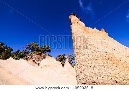 Rock Formations Paisaje Lunar