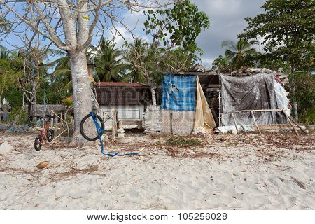 Indonesian House - Shack On Beach