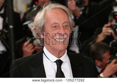 CANNES, FRANCE - MAY 13: Actor Jean Rochefort attends the 'Up' Premiere at the Palais des Festivals during the 62nd Annual Cannes Film Festival on May 13, 2009 in Cannes, France.