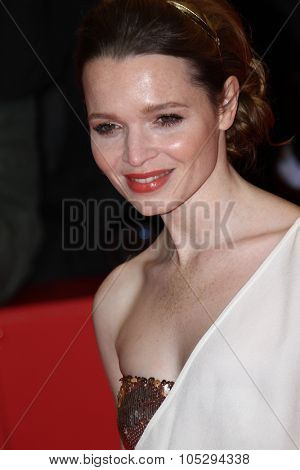 BERLIN, GERMANY - FEBRUARY 09: Karoline Herfurth attends the 'Les Adieux De La Reine' Premiere during of the 62nd Berlin Film Festival at the Berlinale Palast on February 9, 2012 in Berlin, Germany.