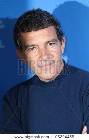 BERLIN, GERMANY - FEBRUARY 15: Antonio Banderas attends the 'Haywire' Photocall during  of the 62nd Berlin Film Festival at the Grand Hyatt on February 15, 2012 in Berlin, Germany.