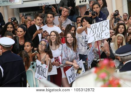 Fans  attend the 'Macbeth' Premiere during the 68th annual Cannes Film Festival on May 23, 2015 in Cannes, France.