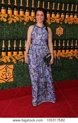 LOS ANGELES - OCT 17:  Bellamy Young at the Sixth-Annual Veuve Clicquot Polo Classic at the Will Rogers State Historic Park on October 17, 2015 in acific Palisades, CA