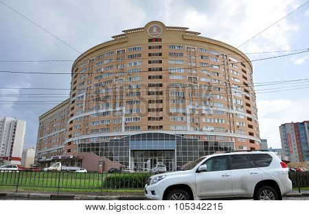 Lipetsk RUSSIA - 29.05.2015. Lipetsk - the administrative center of Lipetsk region. View of street Katukova