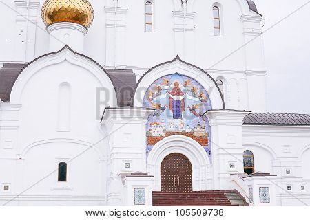 Yaroslavl, Russia - June 28, 2015: View Of The Assumption Church In Yaroslavl, Russia. A Popular Tou