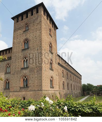 Pavia (italy): Castle