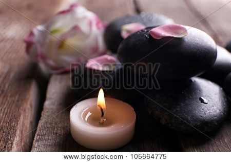 Beautiful relaxing set on wooden background, close up
