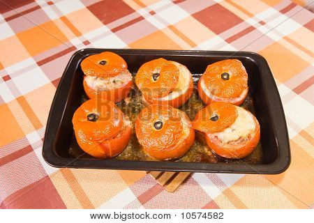 Gefüllte Tomaten gebraten