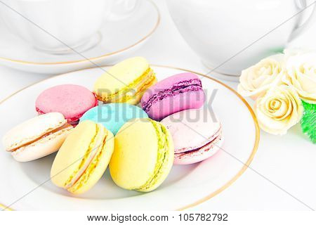 Sweet and Colourful French Macaroons