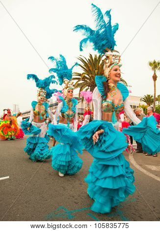 Corralejo - March 17: Samba Dancers Taking Part In Grand Carnival Parade, March 17, 2012 In Corralej