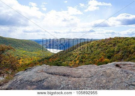 Rock Over The Hudson