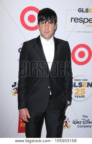 LOS ANGELES - OCT 23:  Zachary Quinto at the 2015 GLSEN Respect Awards at the Beverly Wilshire Hotel on October 23, 2015 in Beverly Hills, CA