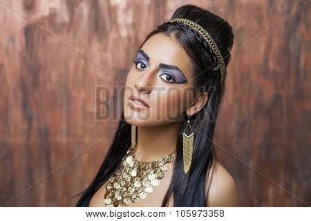 Egyptian Queen Cleopatra - make up model in studio