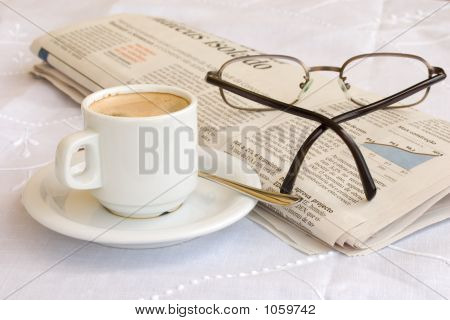 Caffè e bicchieri