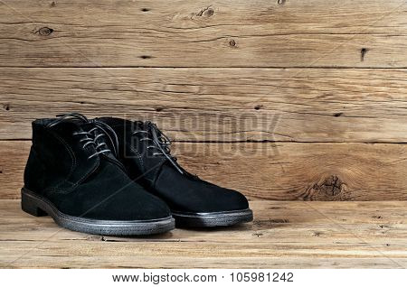 Men's Black Suede Boots With Laces