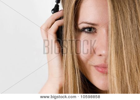 Dj kulaklık genç kız